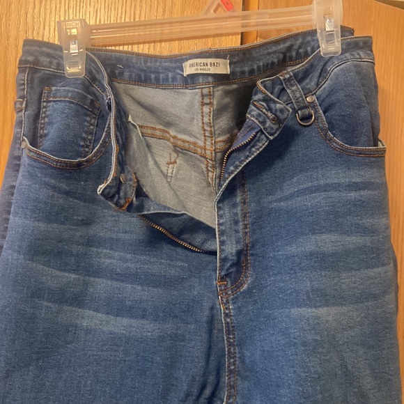 Preowned. Excellent condition - Picture 2 of 5